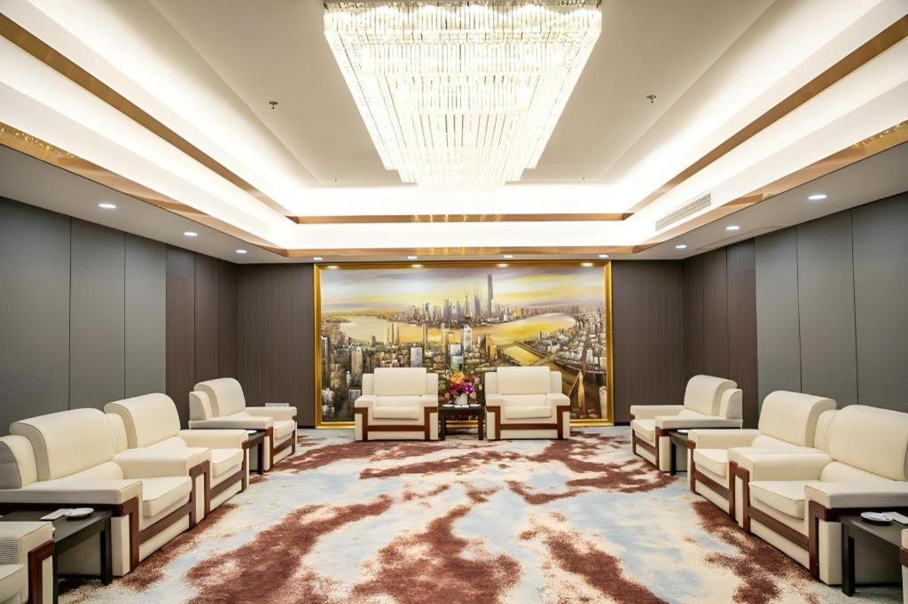Grand Soluxe Zhongyou Hotel Shanghái Exterior foto